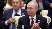 Imagem de Putin garante a Modi querer acabar a guerra «o mais depressa possível»