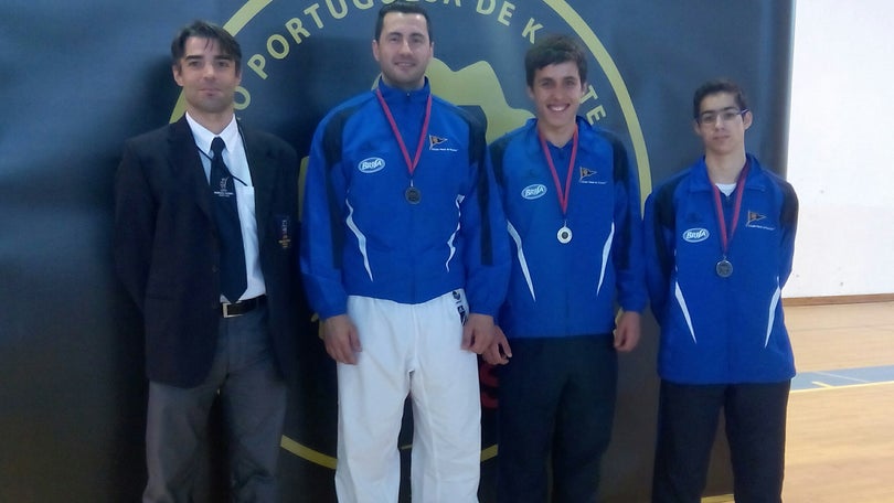 Imagem de Karatecas Navalistas regressam de Coimbra com 3 medalhas de prata