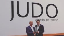 Imagem de Distinguido o treinador do clube de Judo de São Jorge (Vídeo)