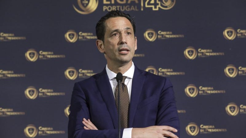 Imagem de Pedro Proença entrega troféu de campeão da II Liga ao Nacional no domingo