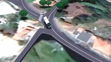 Imagem de Autocarro despista-se a poucas centenas de metros do ponto de partida