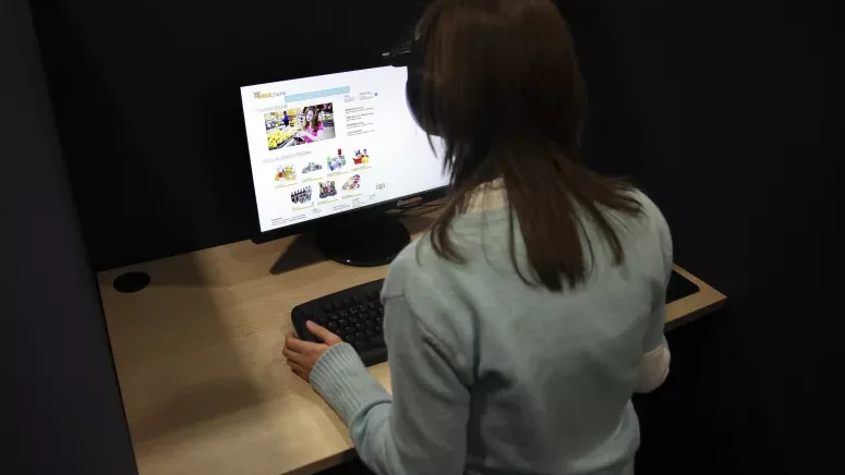 Imagem de 30 processos por venda «online» de artigos de desporto