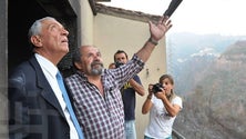 Imagem de Marcelo janta na quinta-feira cabrito e espetada em casa de carpinteiro na Madeira