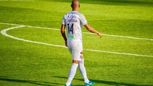Imagem de Thiago Santana renovou com o Santa Clara (Vídeo)