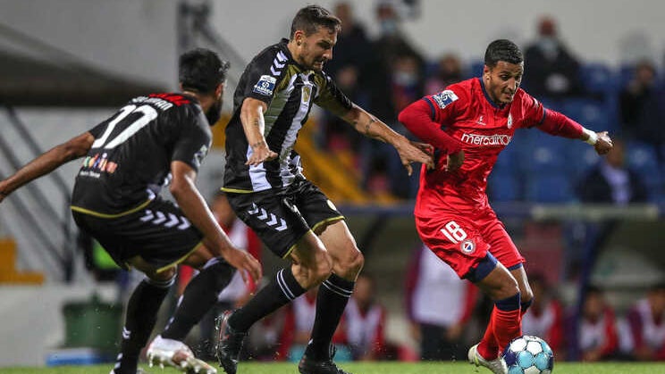 Imagem de Nacional consente empate com o Trofense