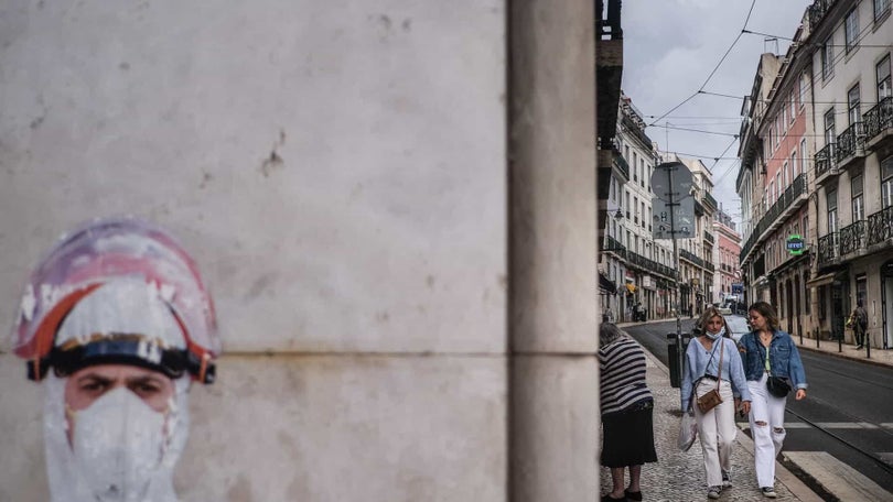 Imagem de Covid-19: Incidência sobe e Rt desce