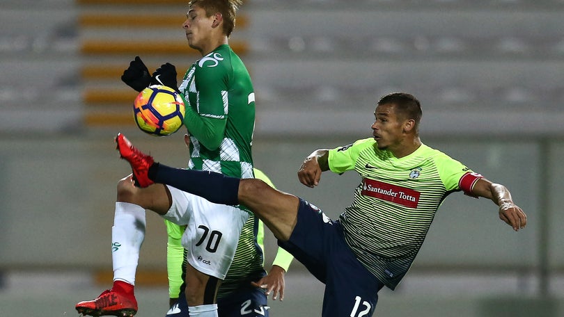 Imagem de Moreirense e Marítimo `anulam-se` em Moreira de Cónegos