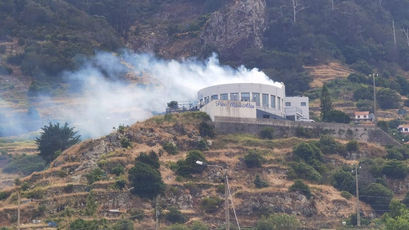 Incêndio em restaurante gera susto