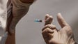Nenhuma farmacêutica pediu autorização para dose de reforço da vacina
