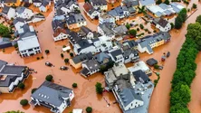 Imagem de Inundações recorde em todo o mundo deixam 27,7 milhões de crianças em risco