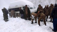Imagem de Nevão mata 16 pessoas no Paquistão