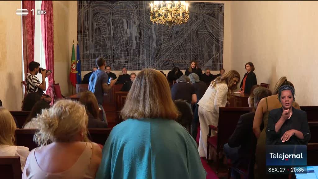 Constitucional. Montenegro diz que está a negociar, Ventura fala em acordo selado