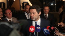 Imagem de Chega diz que IVA zero vem «muito tarde» mas deverá votar a favor