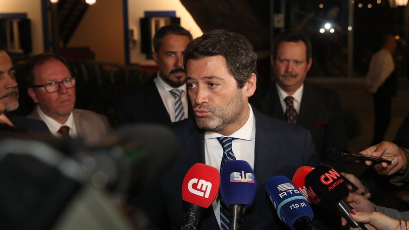 Imagem de Chega diz que IVA zero vem «muito tarde» mas deverá votar a favor