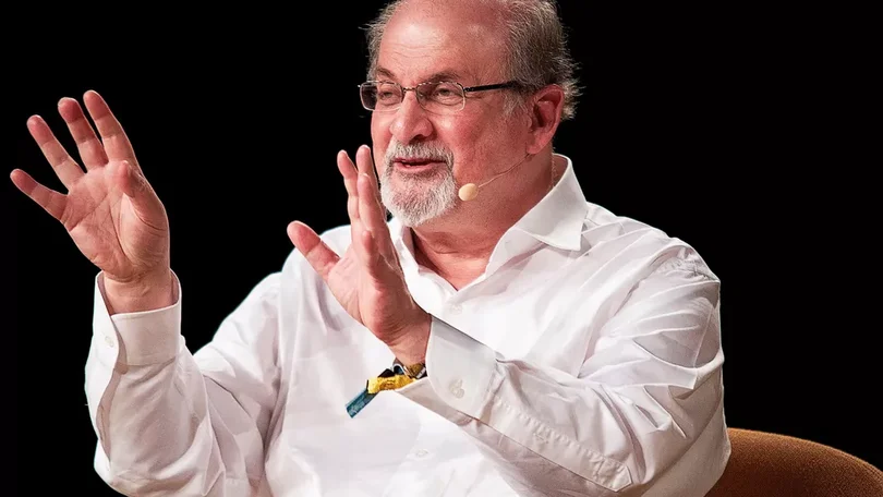 Imagem de Estado de saúde do escritor britânico Salman Rushdie é desconhecido