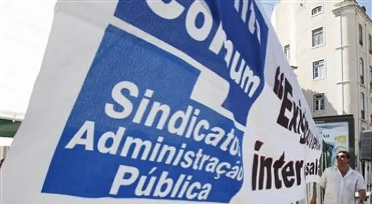Frente Comum exige aumentos de 10% em 2023 na administração pública