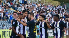 Imagem de À terceira foi de vez (áudio)