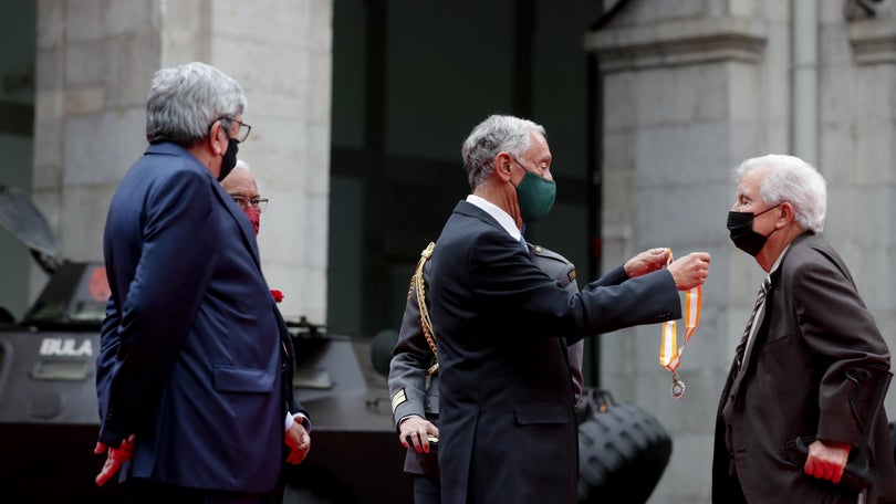 Imagem de Presidente condecorou 30 militares de Abril com a Ordem da Liberdade