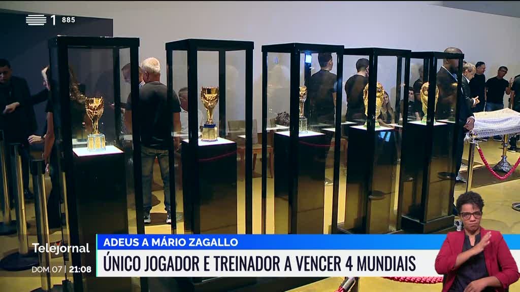 Adeus a Mário Zagallo. Único jogador e treinador a vencer quatro mundiais