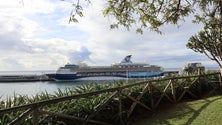 Imagem de «Marella Explorer» no regresso semanal ao Funchal, com 2676 pessoas a bordo