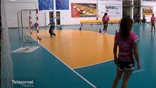 Ano novo começa com dérbi no andebol feminino (vídeo)