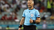 Holandês arbitra final do Europeu