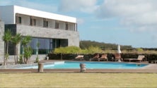 Imagem de Dívida da Ilhas de Valor faz Governo ponderar venda dos hotéis da Graciosa e Flores