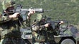 Militares testam armamento na Ponta do Pargo