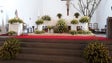 Imagem de Mais de três mil sapatinhos enfeitam a Igreja do Porto da Cruz