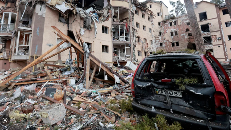 Imagem de Novos ataques e vítimas em Kiev, Moscovo reivindica avanços no leste