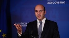 Imagem de Siza Vieira saúda progressos na vacinação europeia