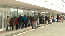 Imagem de Vacinação sem critério causa confusão em Ponta Delgada (Vídeo)