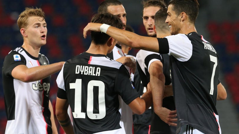 Imagem de Cristiano Ronaldo e Rafael Leão marcam nas vitórias de Juventus e AC Milan