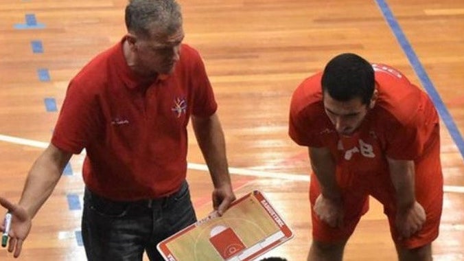 Imagem de Basquetebol: CAB Madeira perdeu com a Académica de Coimbra por 77-68