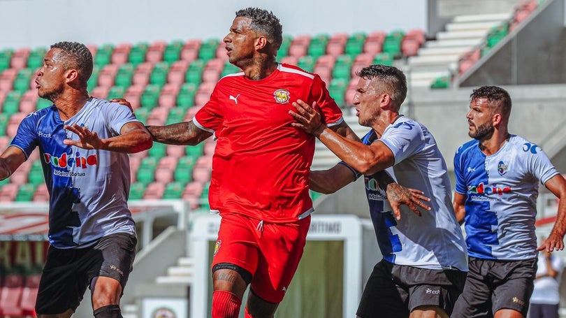 Imagem de Marítimo prossegue preparação e volta a vencer Camacha