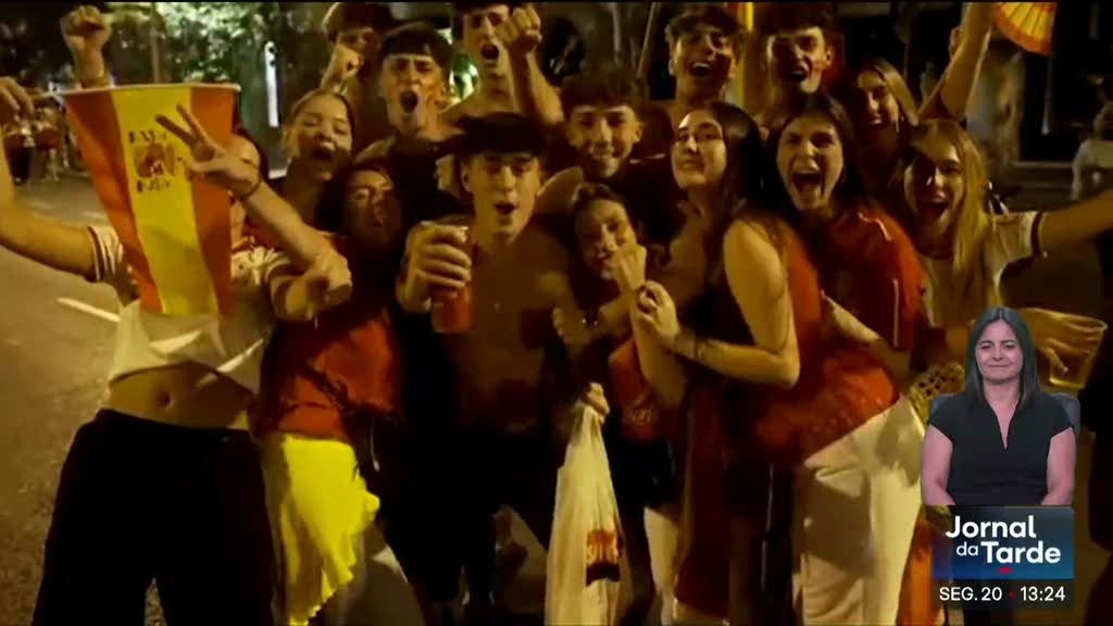 Euforia em Madrid. Milhares de espanhóis festejam título mundial