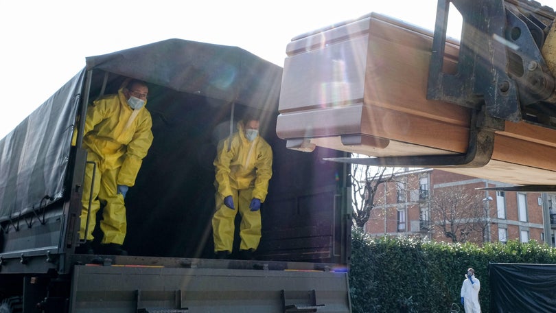 Imagem de Estados Unidos supera Itália com registo de 18.860 mortes