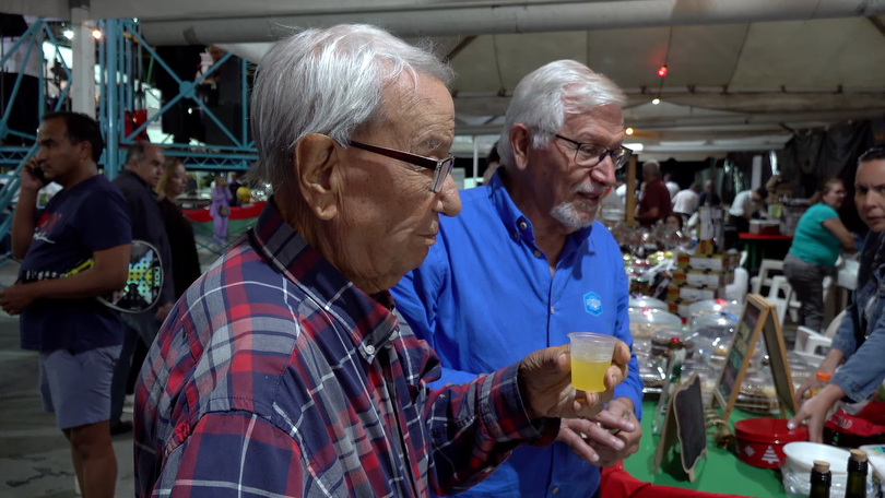 Emigrantes madeirenses fintam a saudade na quadra natalícia