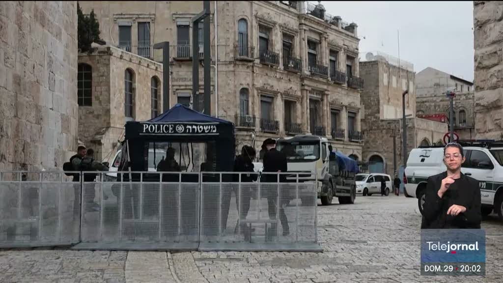 Israel sob chuva de críticas após detenção do patriarca de Jerusalém