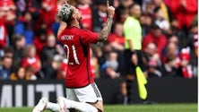 Imagem de Antony afastado dos trabalhos do Manchester United