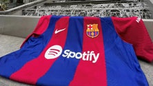 Imagem de UEFA confirma FC Barcelona na Liga dos Campeões embora à condição