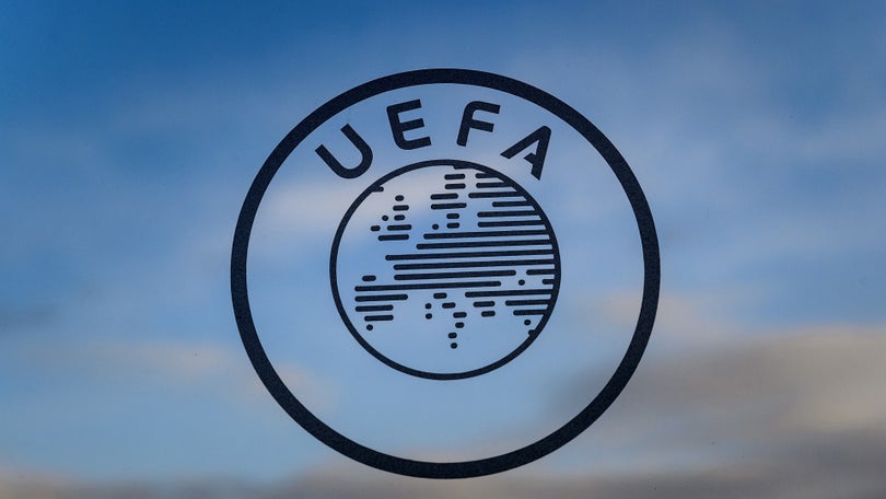 Imagem de Clubes portugueses recebem 4,1 milhões do fundo de solidariedade da UEFA