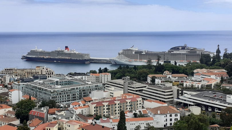 Cerca de 366,5 mil passageiros nos navios de cruzeiro que visitaram a Região