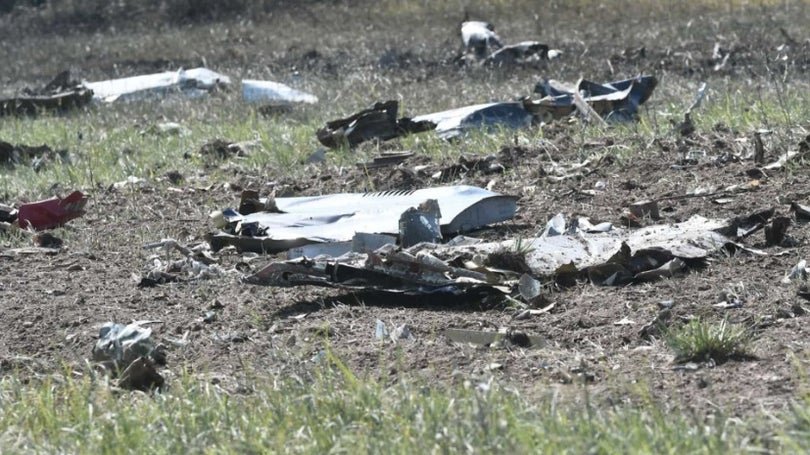 Avião despenhou-se com oito tripulantes