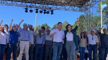 Imagem de Líder do CDS recebida em festa na Fajã da Ovelha