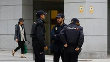 Imagem de Menor fere vários professores e alunos com arma branca em escola no sul de Espanha