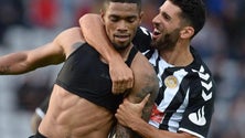 Imagem de Nacional renova contrato com 5 jogadores e já conta com 18 no plantel