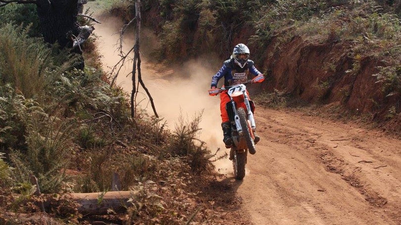 Imagem de Cross Country na Ilha Dourada
