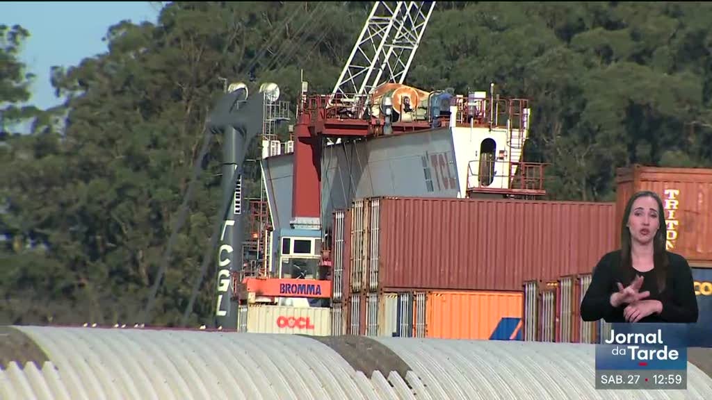 Imagem de Já está a ser enviada mercadoria para Açores e Madeira