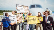 Imagem de Libertados cem ativistas ambientais, incluindo portugueses, que estavam detidos na Suíça